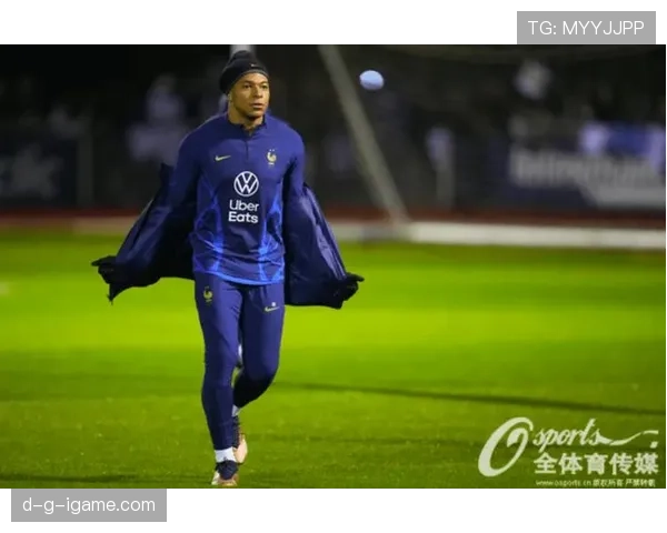 拉科边路进攻火力全开，未来赛场表现备受期待