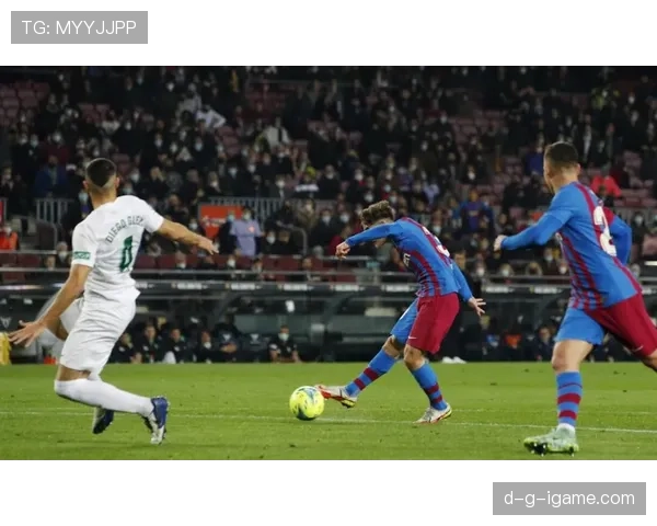 加维国家队首秀惊艳全场，年轻天才闪耀展现无限潜力