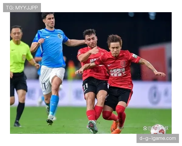 新赛季足球前瞻：各队备战有序推进，新星闪耀成焦点