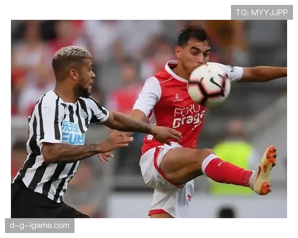 摩纳哥重塑防线,打造钢铁后防力争联赛稳健崛起 摩纳哥重塑防线,打造钢铁后防力争联赛稳健崛起