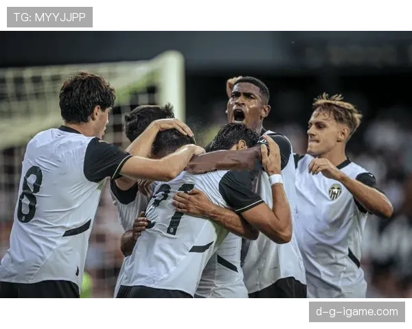 奥萨苏纳边路快马状态回暖,全新进攻模式助力球队竞争力提升 奥萨苏纳边路快马状态回暖,全新进攻模式助力球队竞争力提升